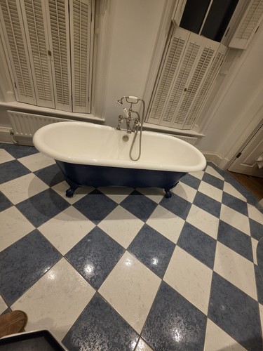 Roll top bath free - roll,