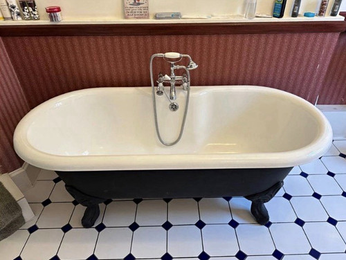 Freestanding traditional roll - freestanding,