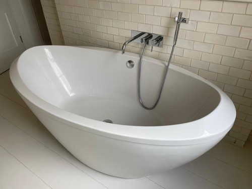 White bathstore roll top - roll,